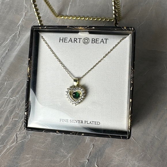 3/$20 💥 Gold Plated Heartbeat Emerald Stone Necklace Heart Shaped Pendent - Picture 12 of 17